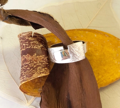 Preview: DIVA Ring 1M2302