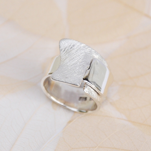 Preview: DIVA Ring 1M3402